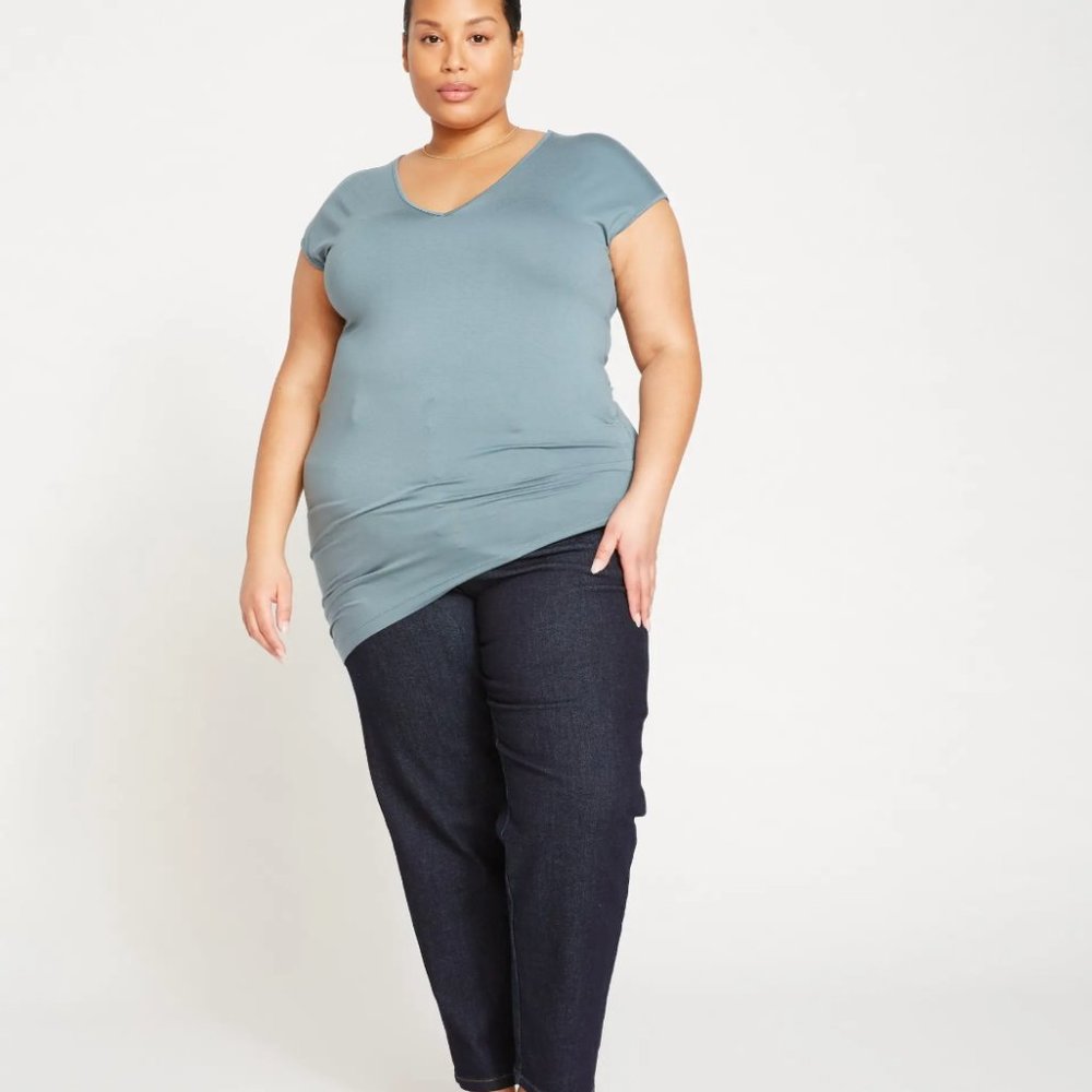 Universal Standard Liquid Jersey V-Neck Genevette Top - Storm - Size M (18-20)